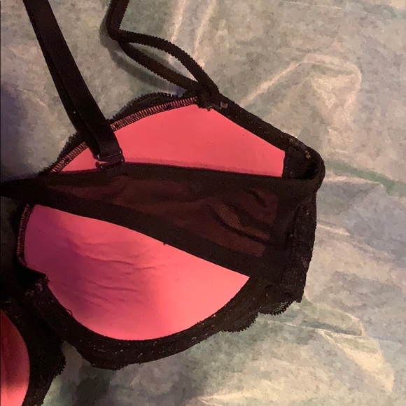 😋 2 for $20 VS Pink Black Lace Push up Bra - Picture 2 of 3
